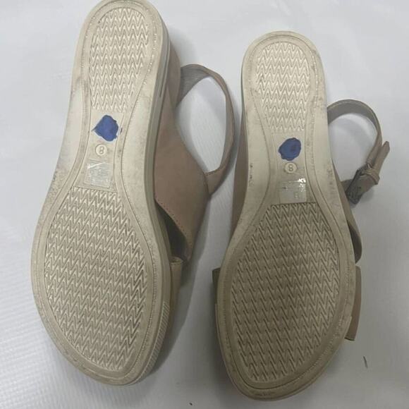 EILEEN FISHER CRISSCROSS WEDGE SIZE 8 - Picture 4 of 6